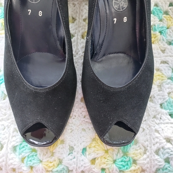 Ara Women's Black Suede Peep Toe Block Heels Size 9.5 US - Picture 11 of 13